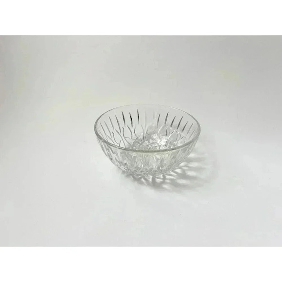 Vintage Pasari Pressed Glass Crystal Woven Pretzel Designed Catchall Bowl - Picture 4 of 8